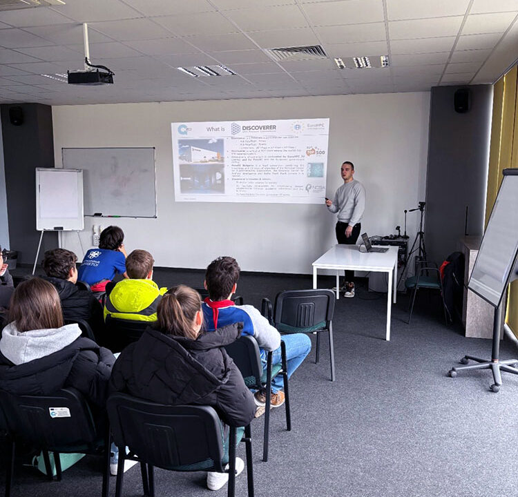Students from Bourgas visit DISCOVERER